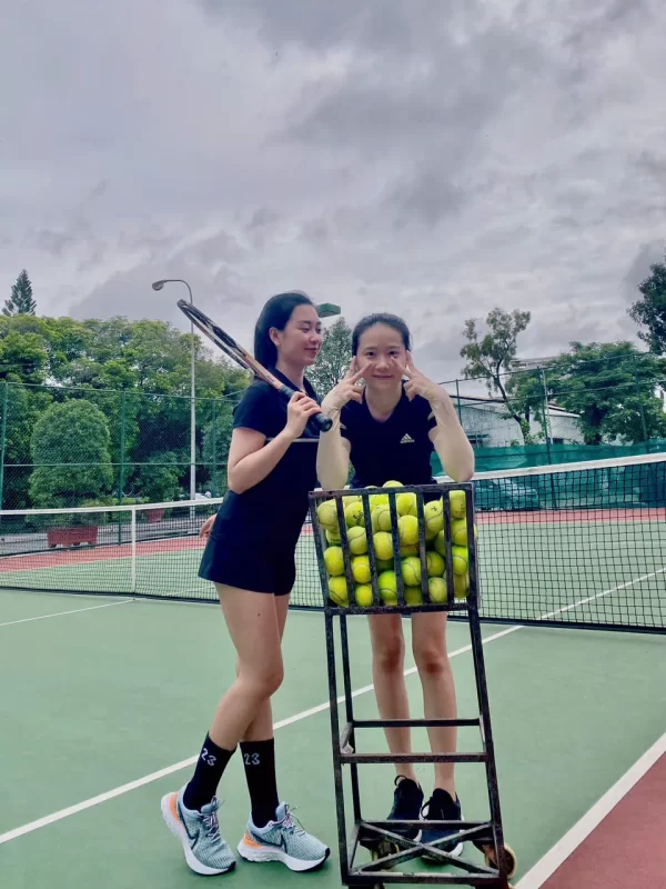 Khóa học tennis cơ bản giá rẻ