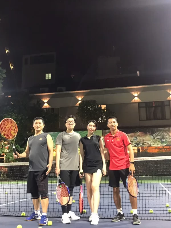 Khóa học tennis cơ bản TPHCM