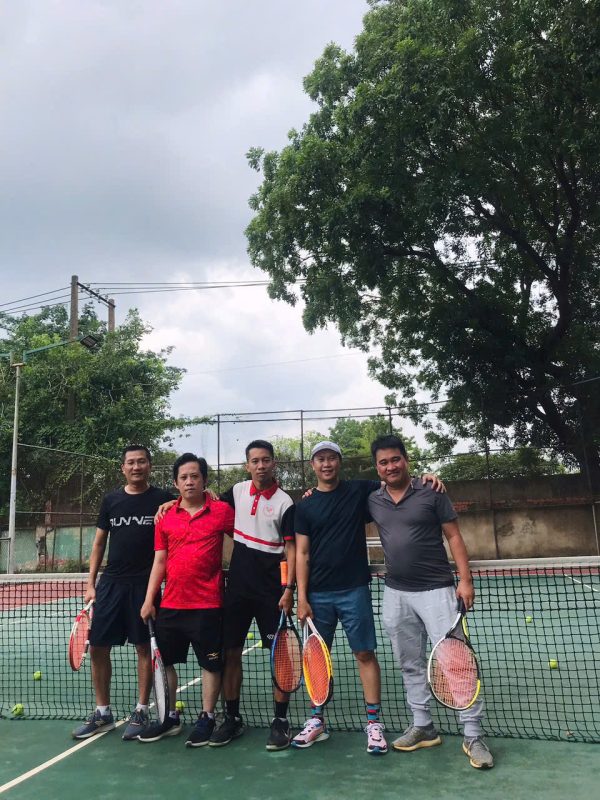 Khóa học tennis nhóm